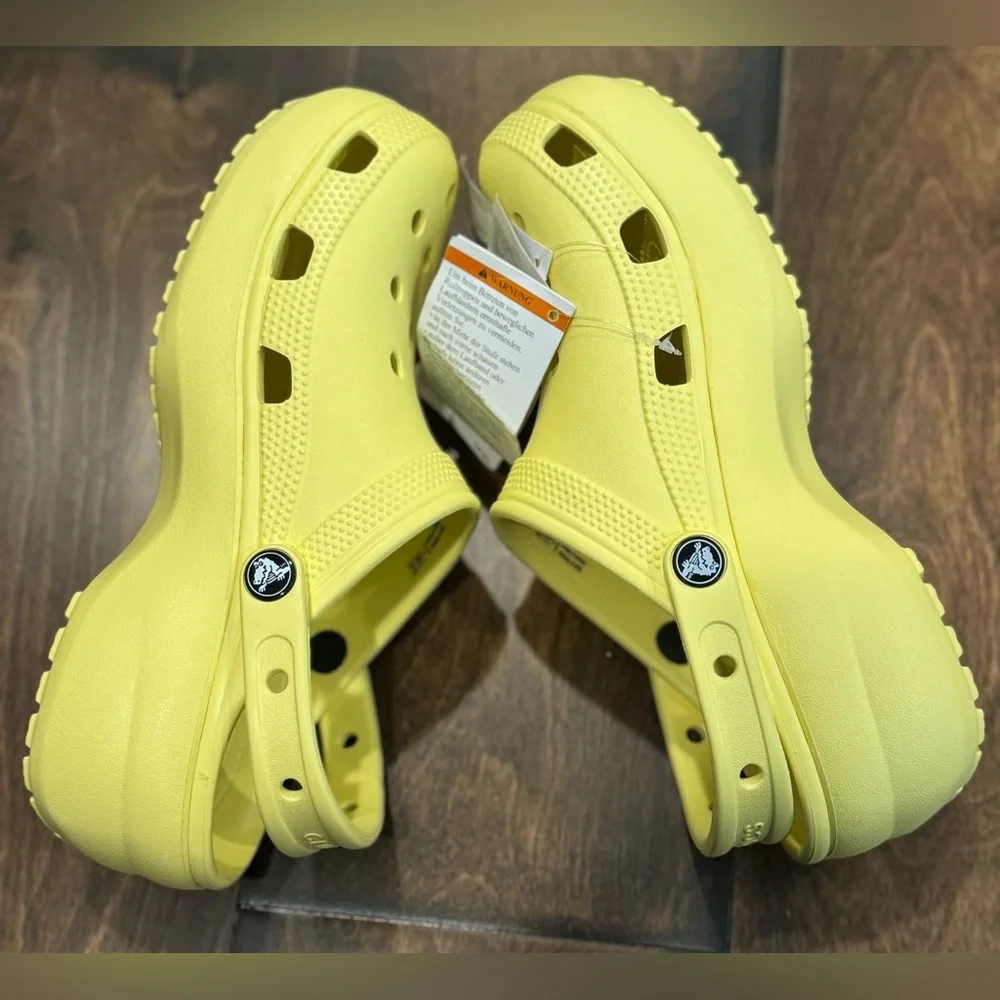Crocs Classic Platform Clogs New- - Picture 5 of 16